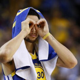 Posso praticar esportes com as lentes de contato?